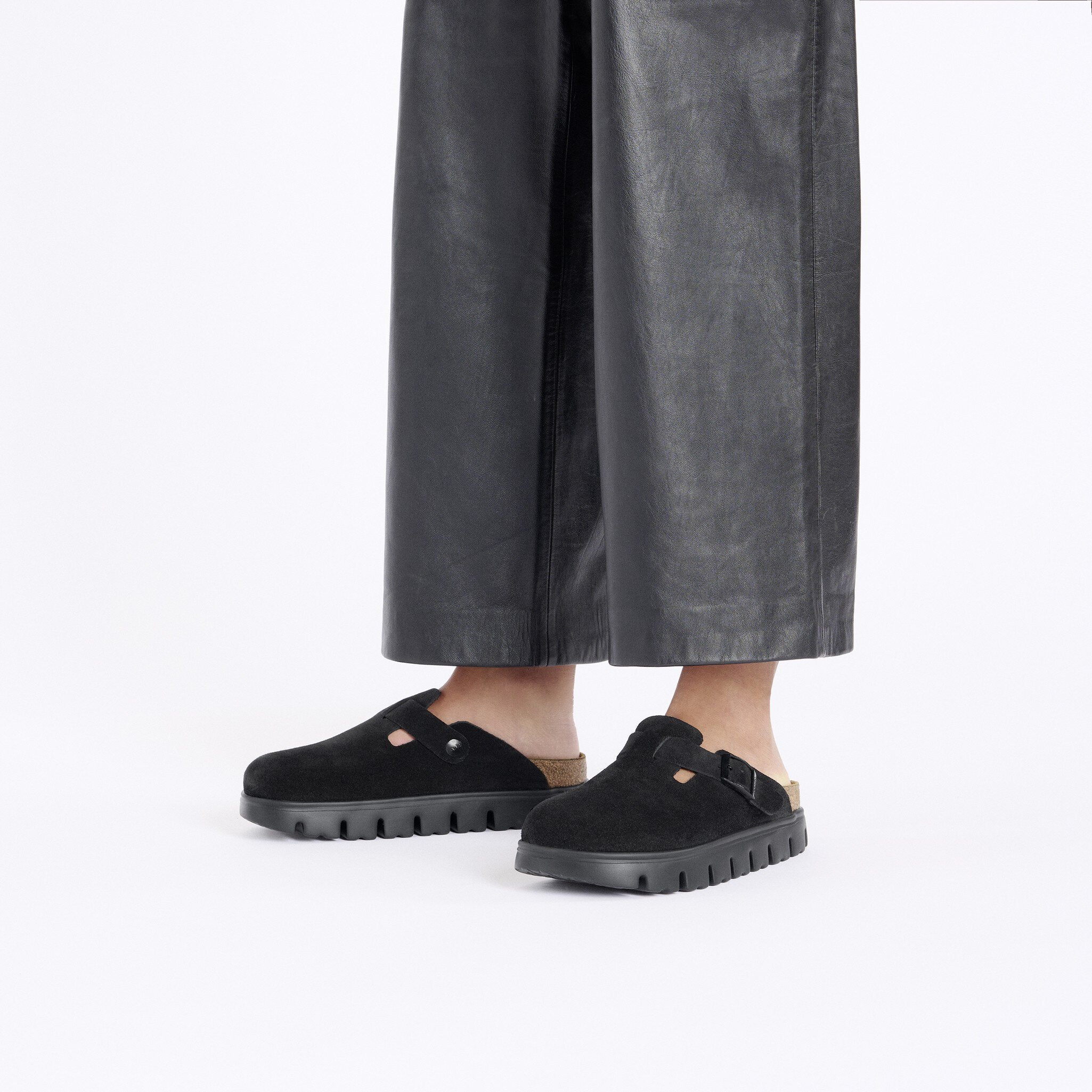 BIRKENSTOCK BOSTON CHUNKY - BLACK SUEDE