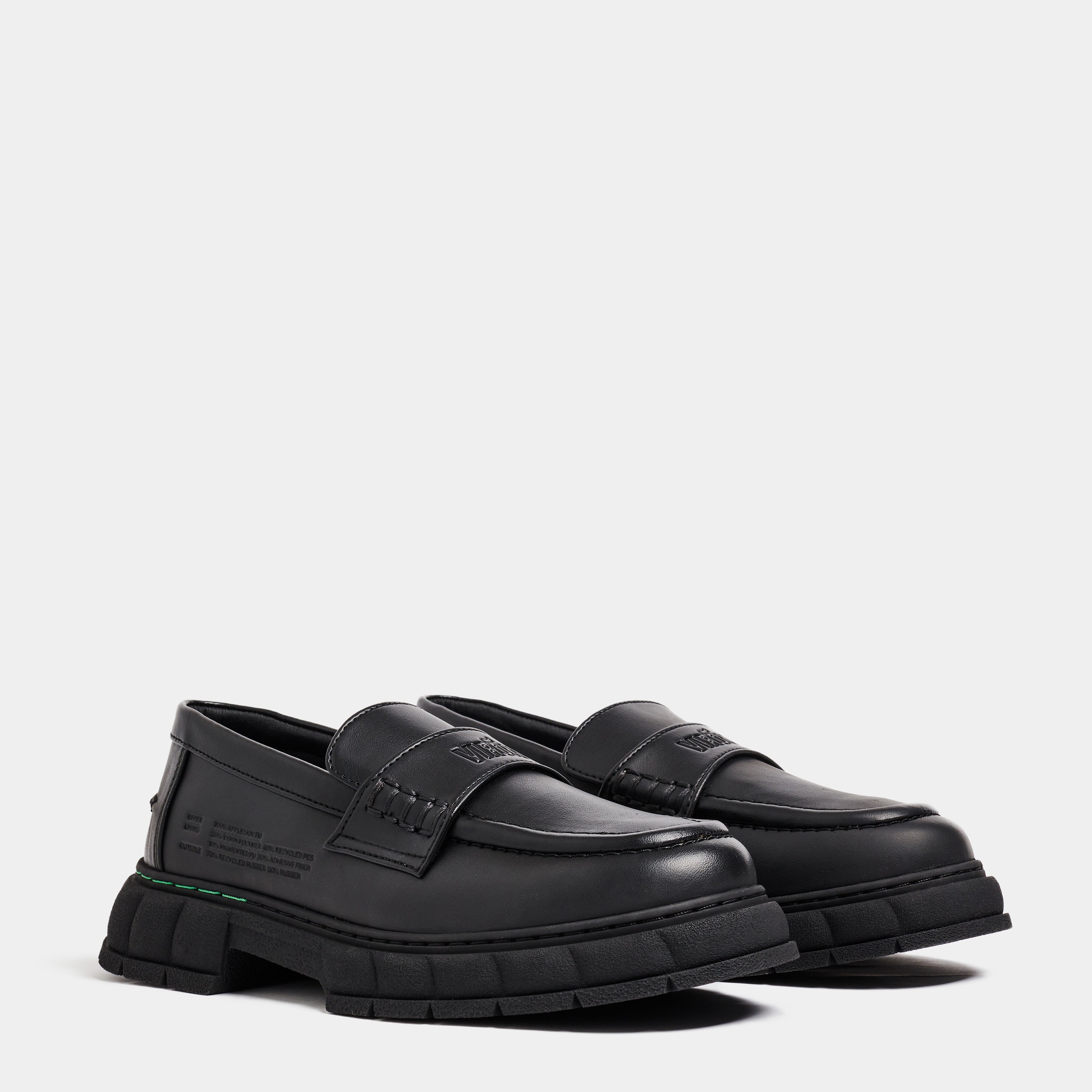 Progress Loafer in Black Apple Leather from Virón