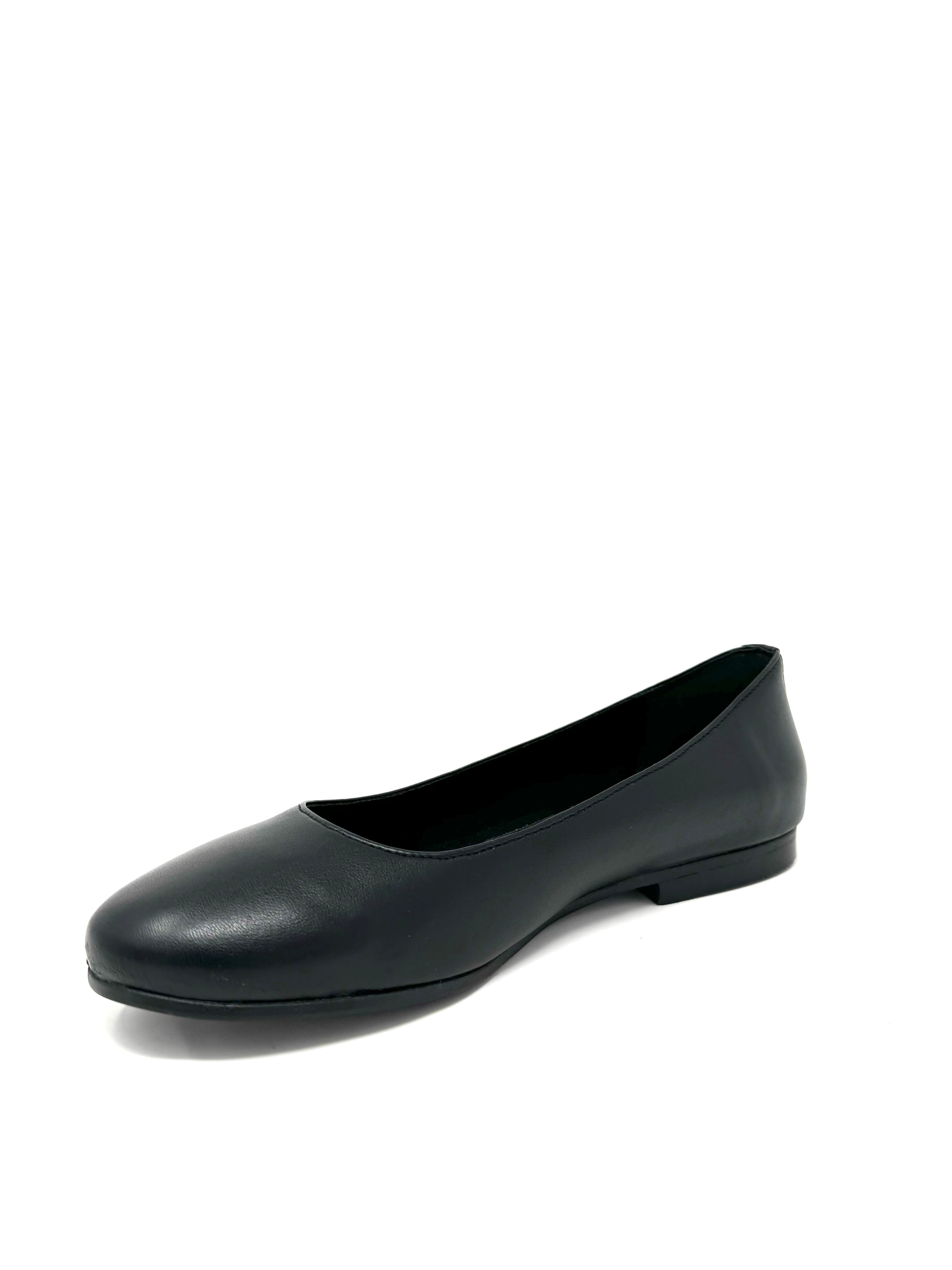 Rounded Ballet Flat in Apple Leather from Turf