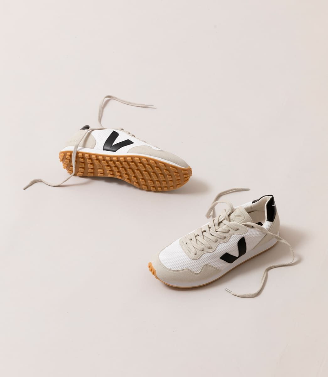 Women's SDU Alveomesh in White Black from Veja