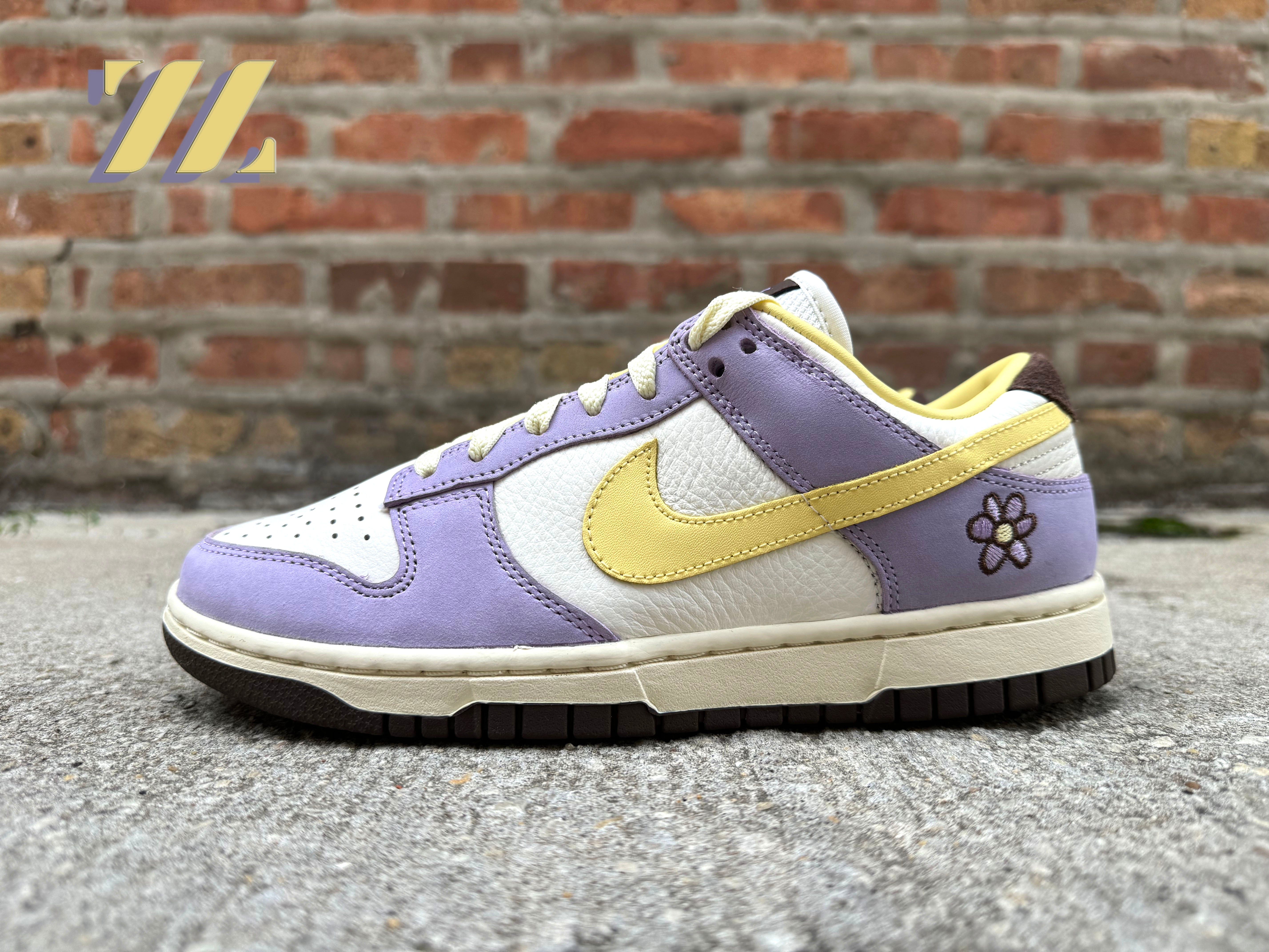 Women's Nike Dunk Low