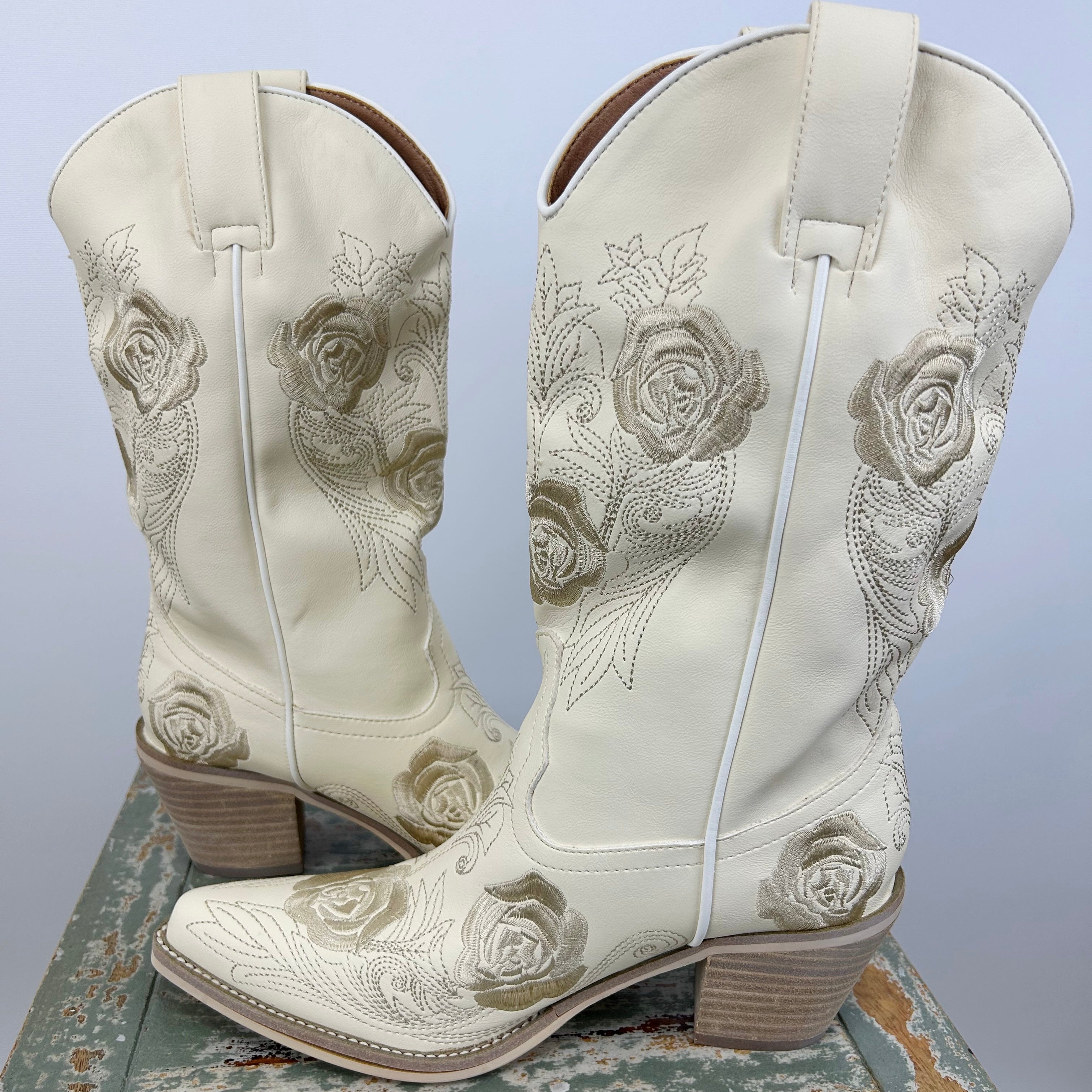 The Lucy Cowgirl boots