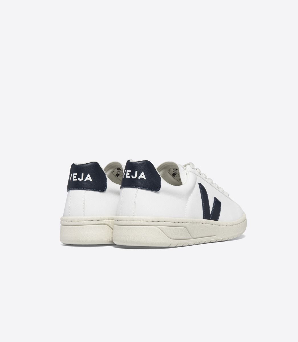 Urca CWL in White Nautico from Veja